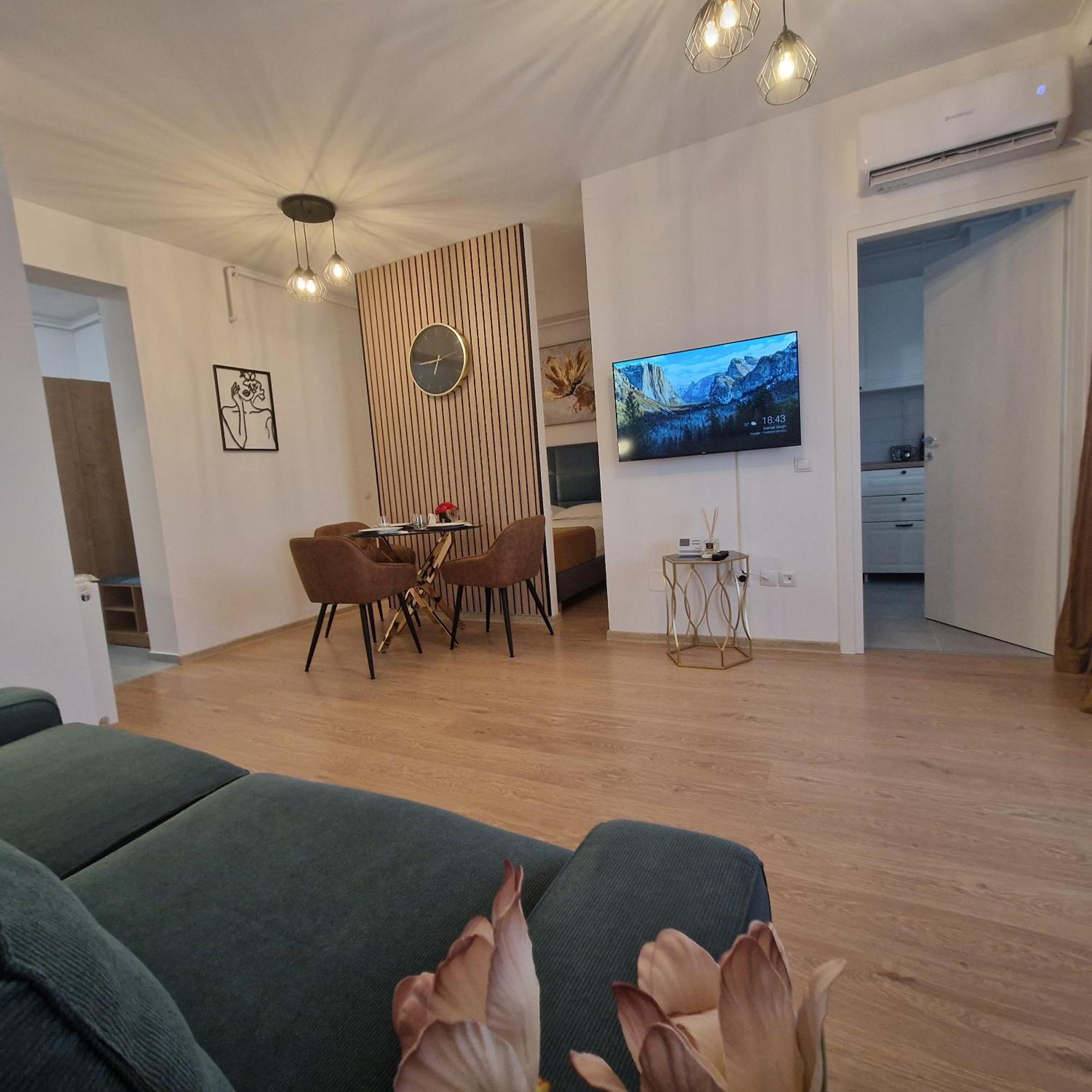 Irema Sunset View Studio Pallady Bucharest Exterior photo
